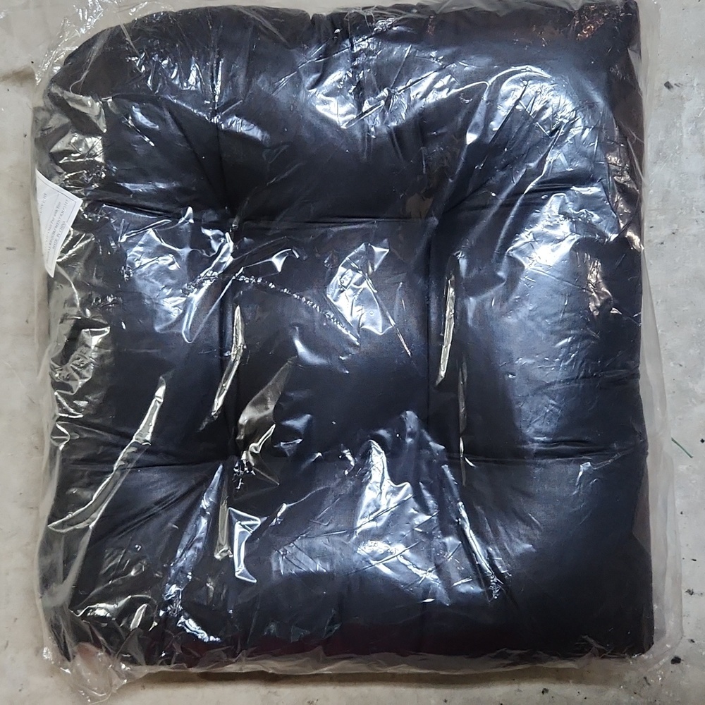 Set 0f 6 Seat Cushions